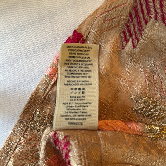 Free People size 6, beautiful tunic with pants, excellent condition very comfy - Picture 11 of 11